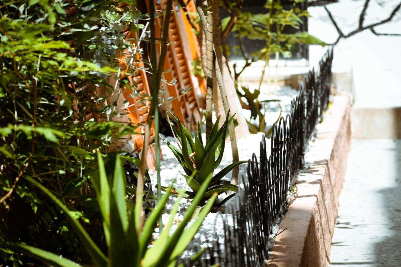 Teo Apartments Luxury Ll Kavala Esterno foto